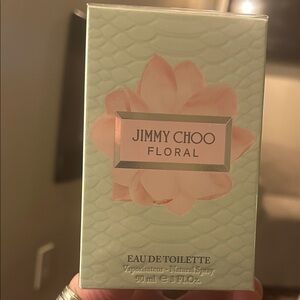 Jimmy Choo Floral Eau de Toilette in Soft Pink and Cream